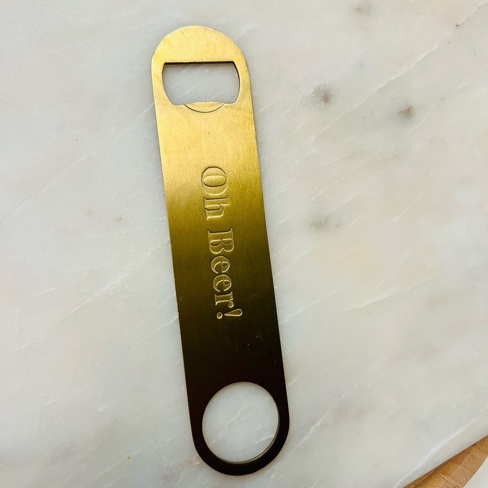 Bear can opener